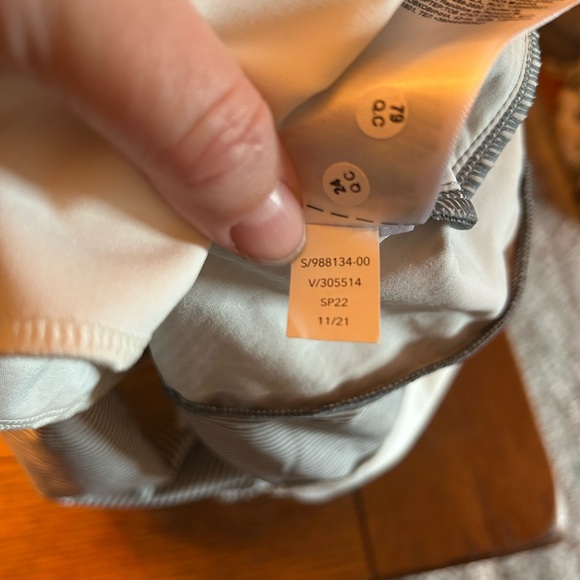 Athleta Brooklyn Grey Striped Skort, Size 18 - Picture 8 of 9